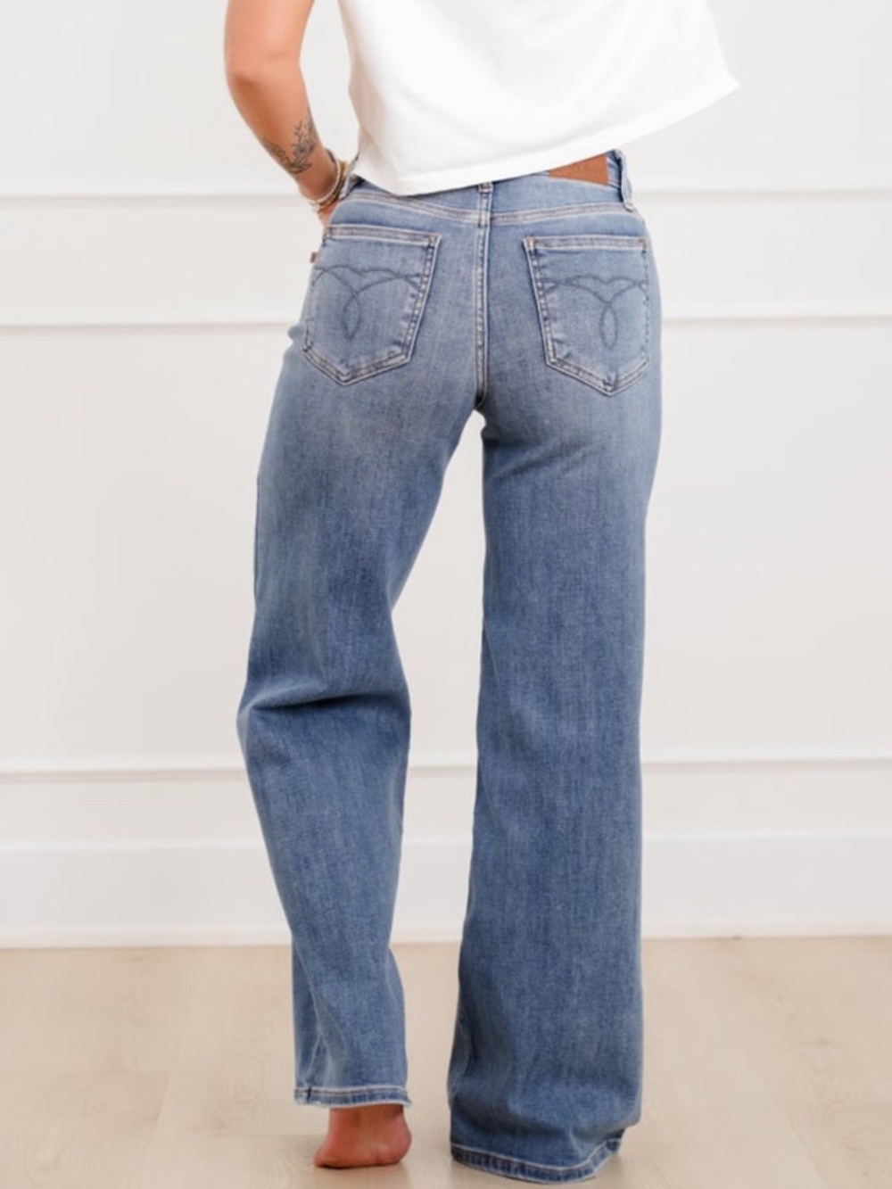 Judy Blue The Lola Medium Wash Retro Wide Leg